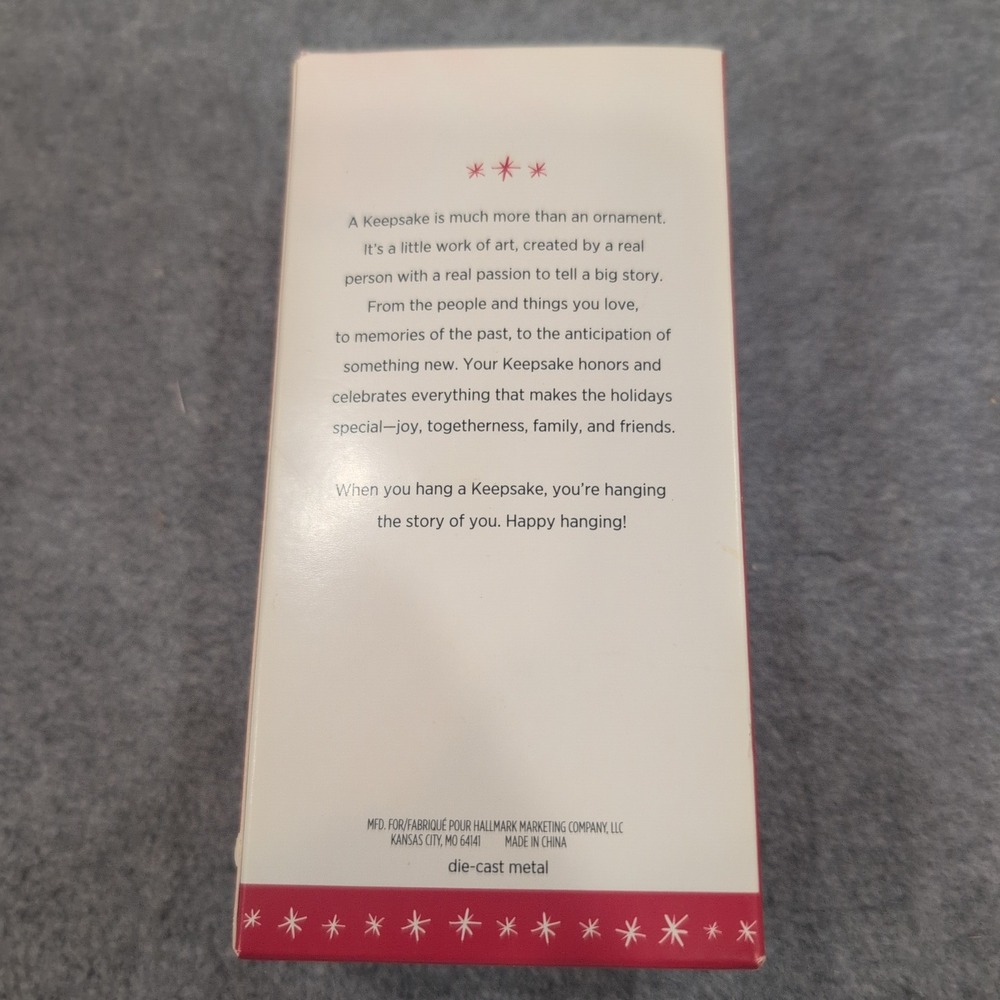 Hallmark 2016‎ Keepsake Lionel 2627 Madison Passenger Car Christmas Ornament - Picture 4 of 4